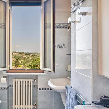 Azure Spot In Centre - Apt Con Balcone *