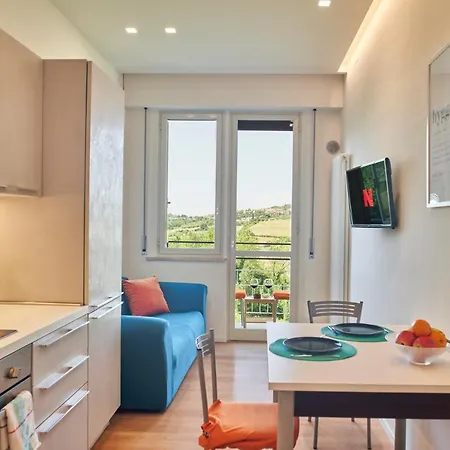 Azure Spot In Centre - Apt Con Balcone *