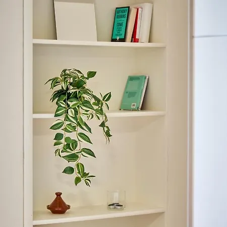 Apartment Azure Spot In Centre - Apt Con Balcone